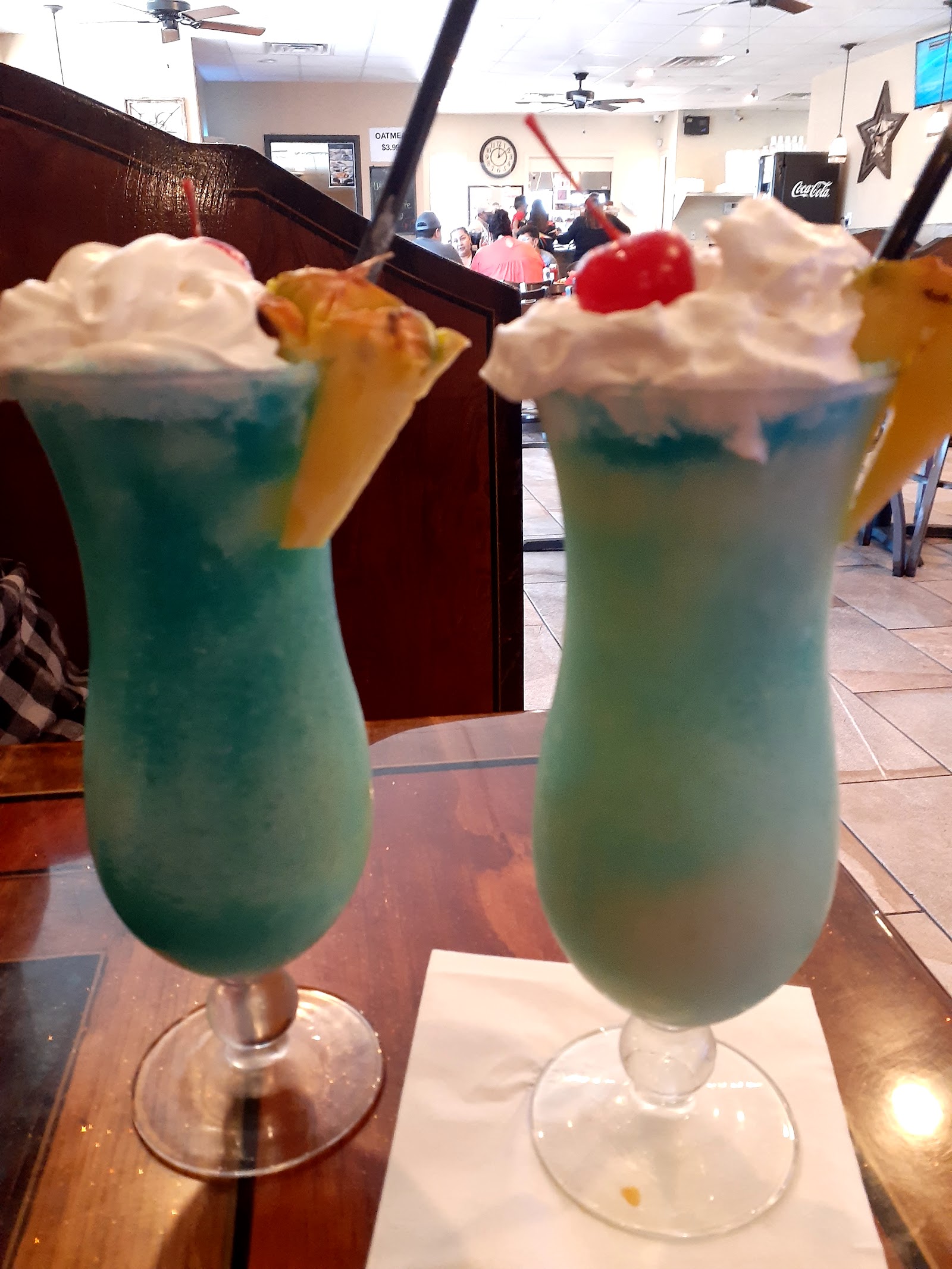La Perla Bar & Grill atmosphere